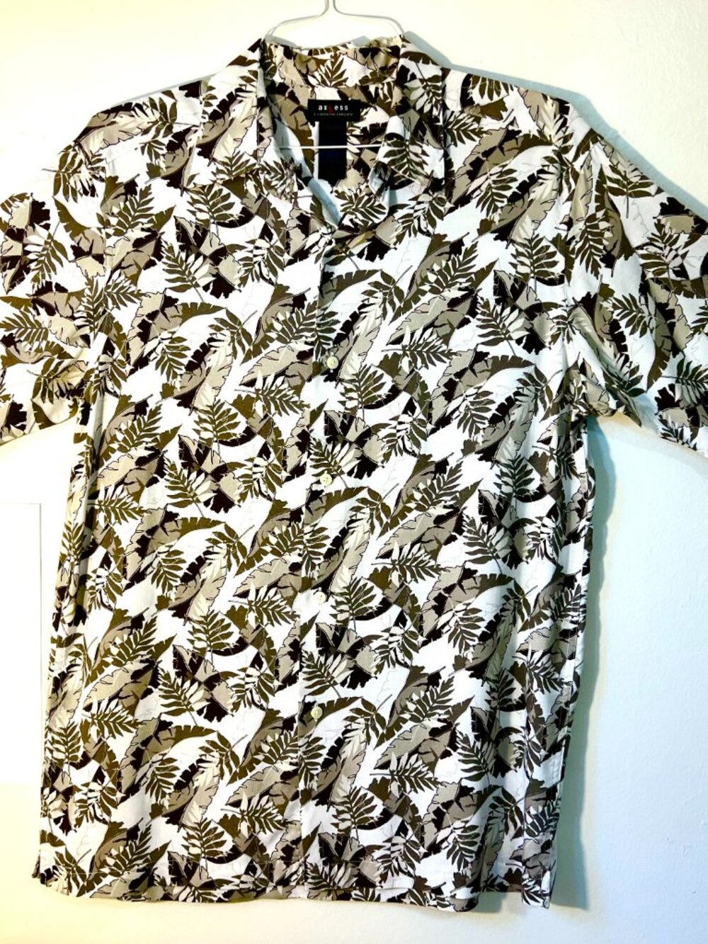 Pre-Owned Axcess Men's M Hawaiian Palms Button Front Short Sleeve-Khaki/Black